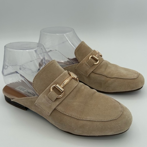 Steve Madden Shoes - Steve Madden Kandi mule in camel / taupe suede 
Mule slip-on loafer w/ Horsebit